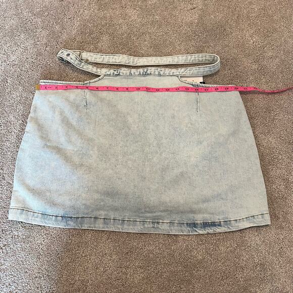 NWT We Wore What Cut Out Skirt Indigo Comfort Light Wash Size XL - Picture 6 of 10
